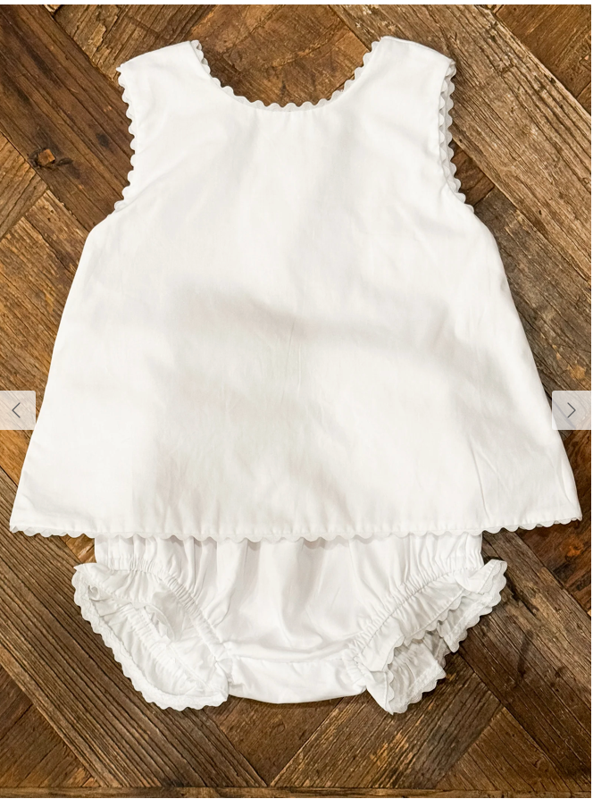 Swing Back Diaper Set - White